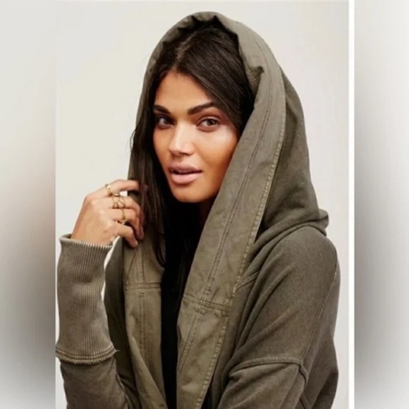 Free People Army Green Brentwood Cardi - Picture 2 of 7